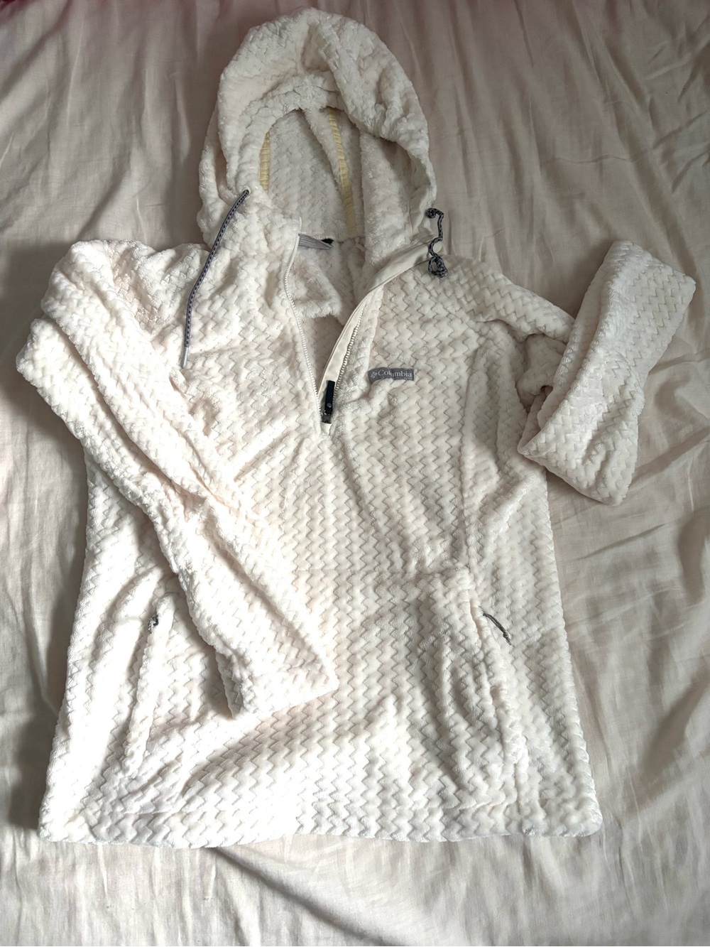 Columbia Women’s Hooded Pullover